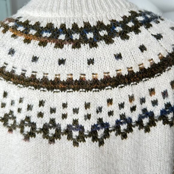OLD NAVY Fair Isle Cardigan Crew Neck Button Front Sweater Cream Multi Small - Picture 5 of 11